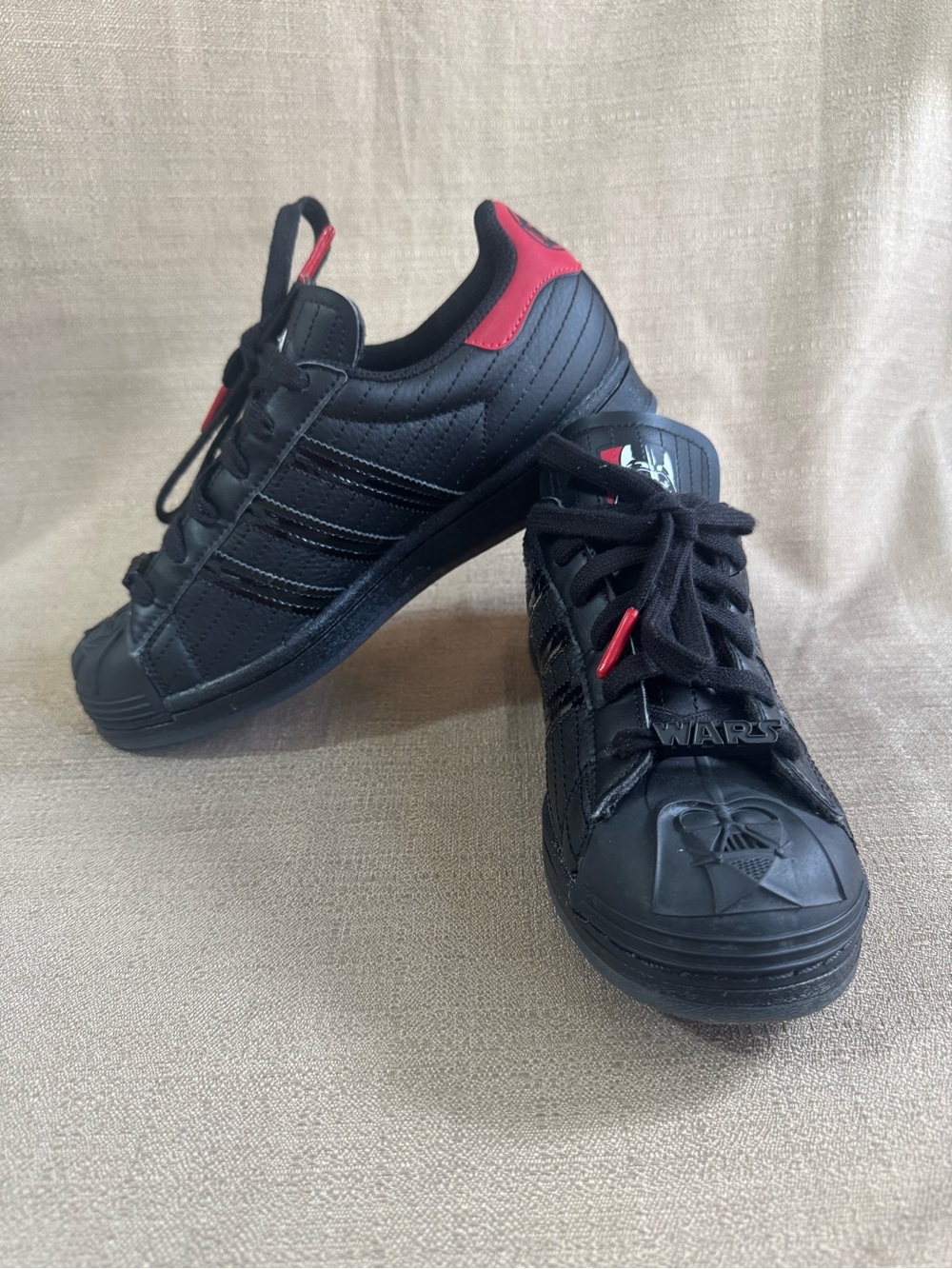 adidas Superstar Star Wars Darth Vader Black Red Men’s US 5.5 New